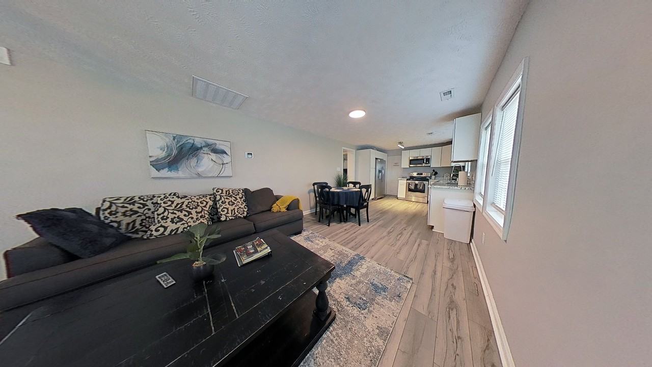 445 Ames St #A - Photo 5 of 12
