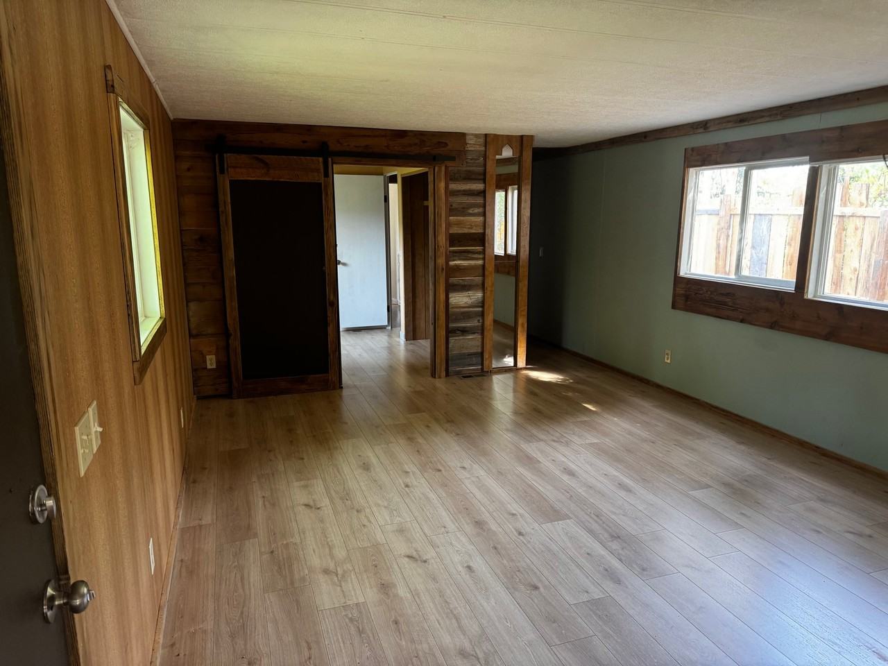 1410 N Sargent Rd - Photo 4 of 16