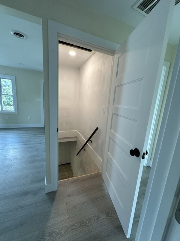 402 Church St - Photo 4 of 10