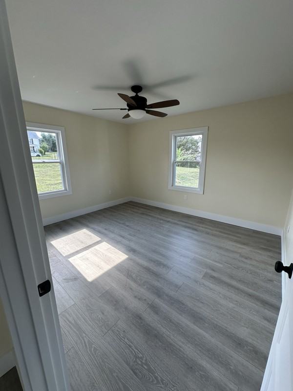 402 Church St - Photo 6 of 10