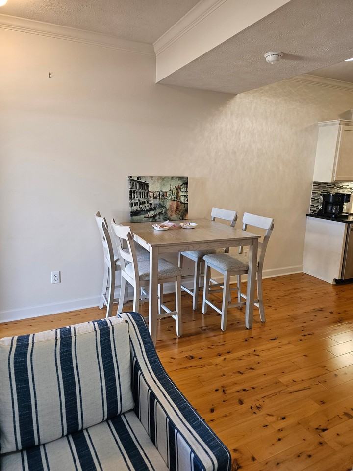 1257 Louisville St #52 - Photo 5 of 15
