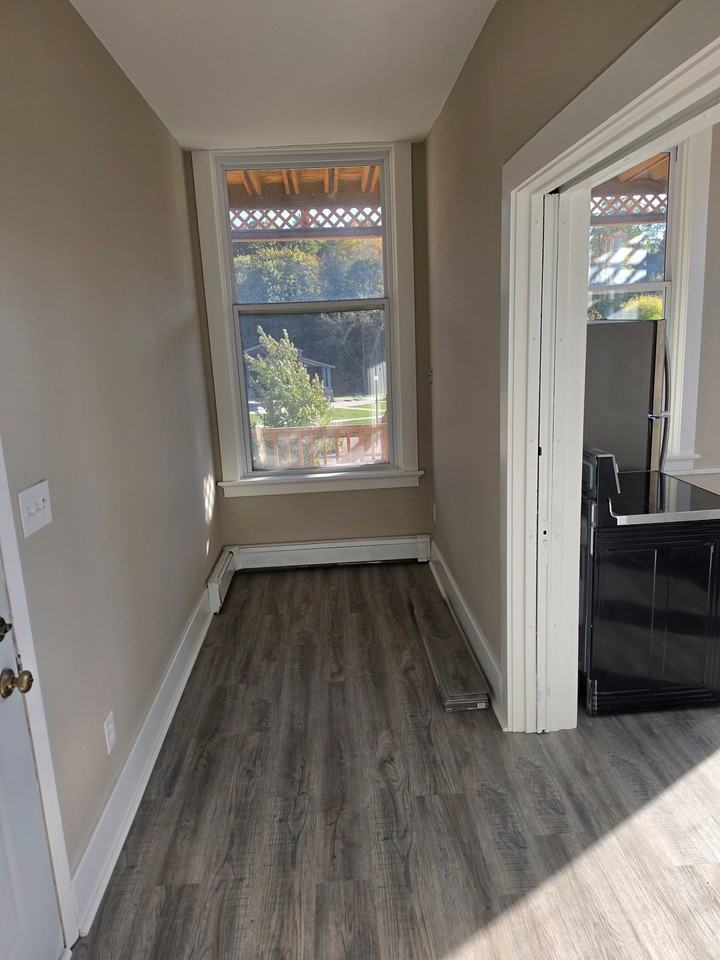 405 E Mill St #2 - Photo 6 of 7