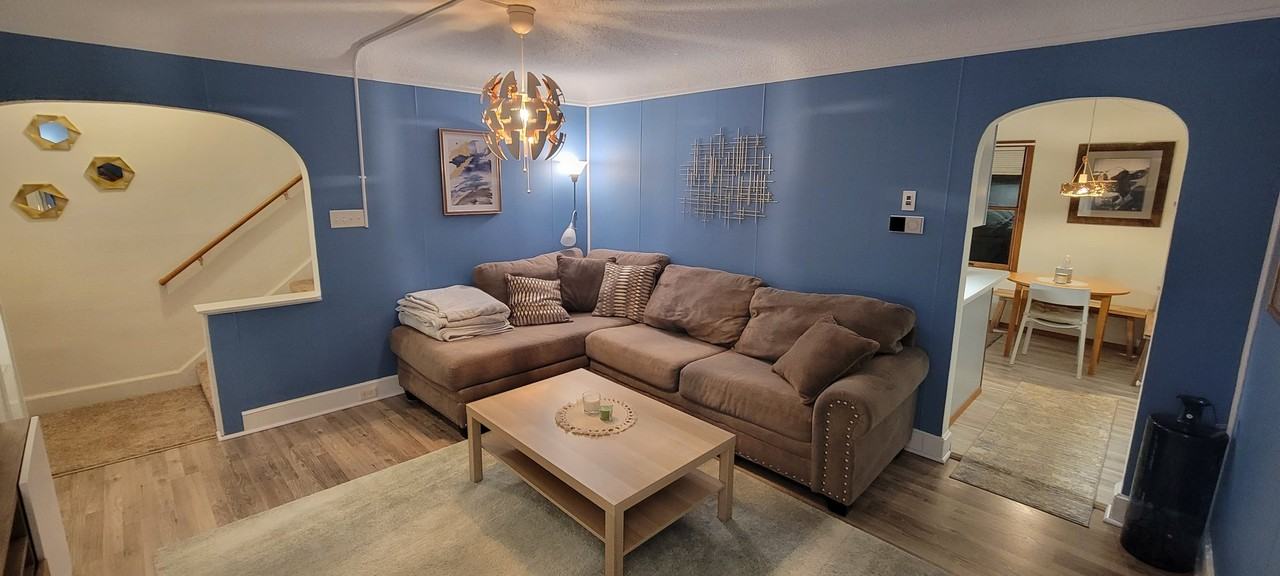 38 Cato Ave - Photo 2 of 15