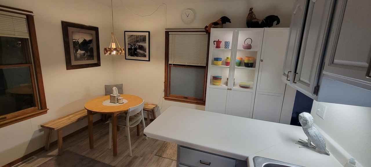 38 Cato Ave - Photo 3 of 15