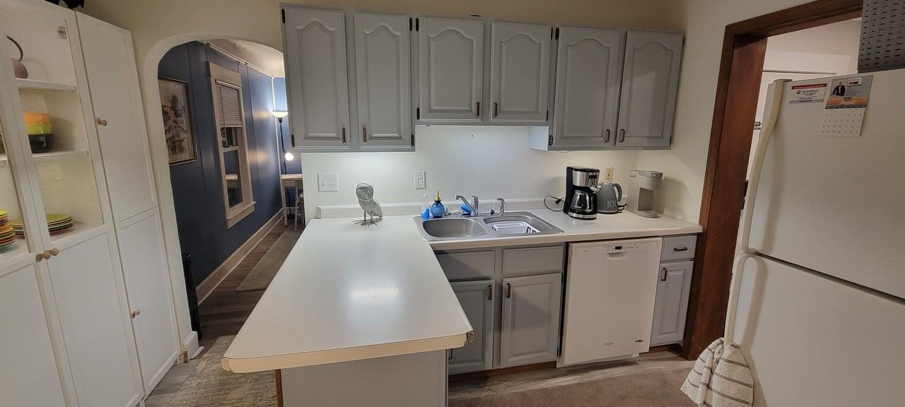 38 Cato Ave - Photo 5 of 15