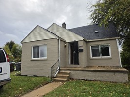 featured image of 4176 Walnut St