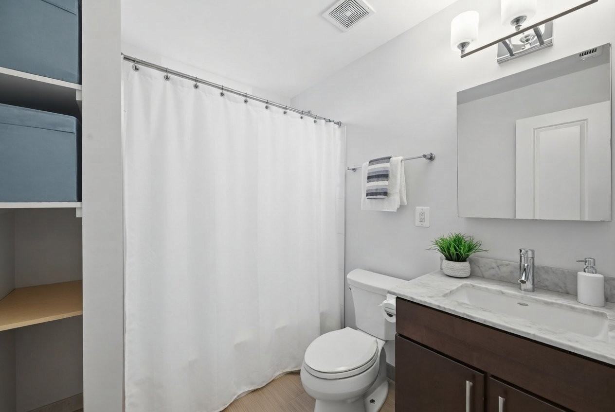 4226 7th St Nw #204 - Photo 7 of 10