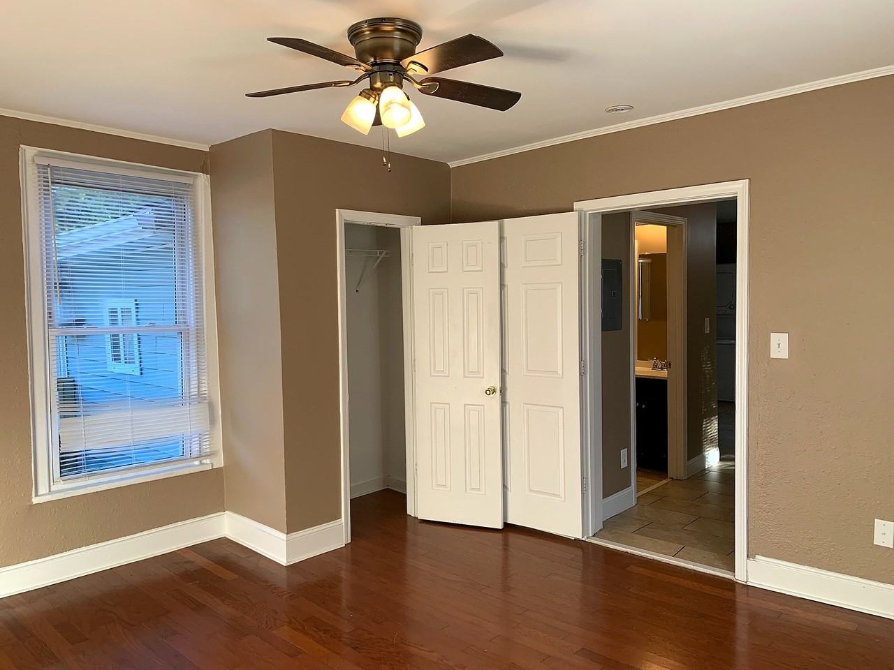 202 Bullock St #A - Photo 5 of 18