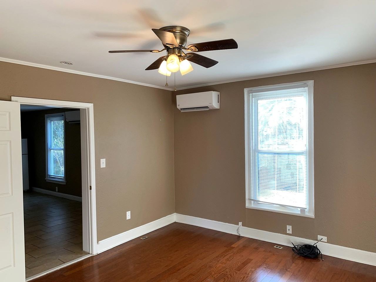 202 Bullock St #A - Photo 6 of 18