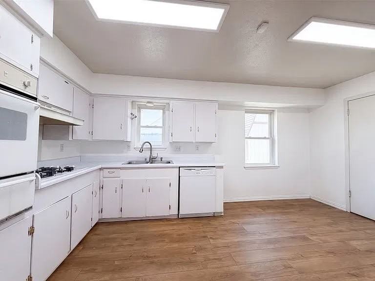 15006 Olson Dr - Photo 2 of 10