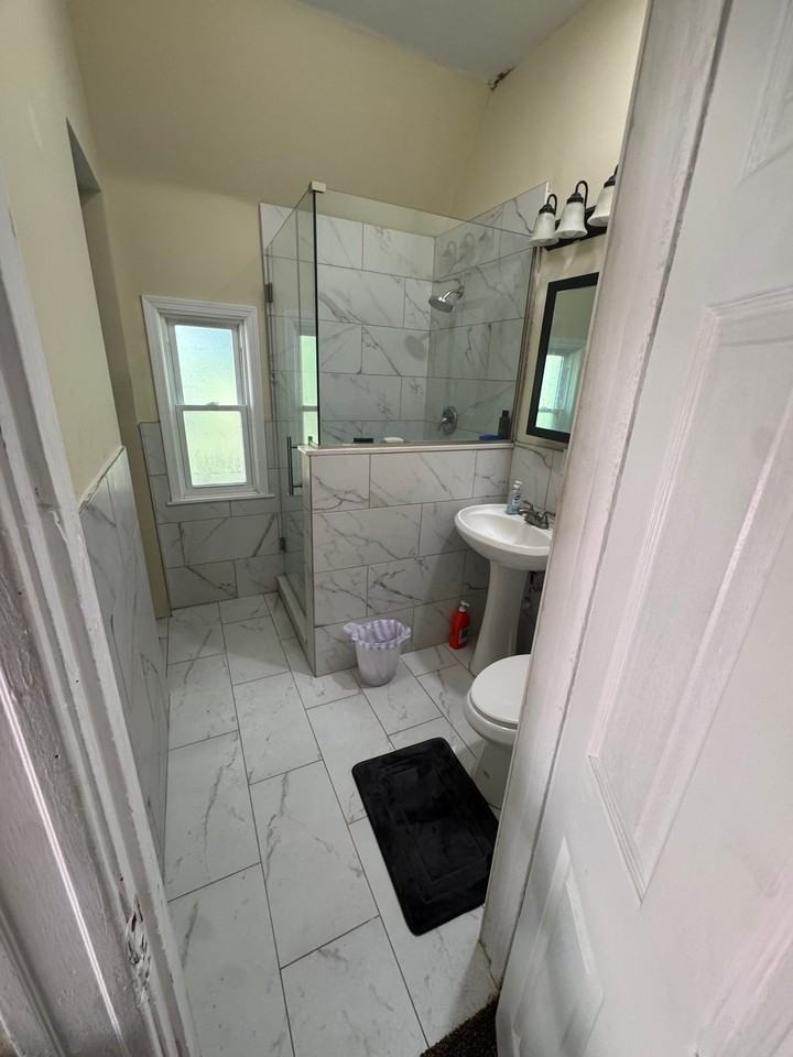 435 W Winneconna Pkwy - Photo 4 of 7