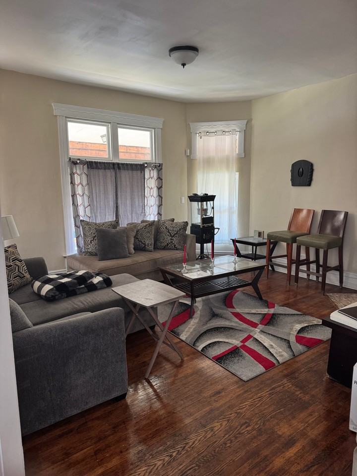 435 W Winneconna Pkwy - Photo 5 of 7