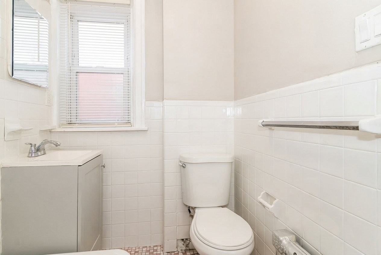 2052 Tasker St - Photo 6 of 13