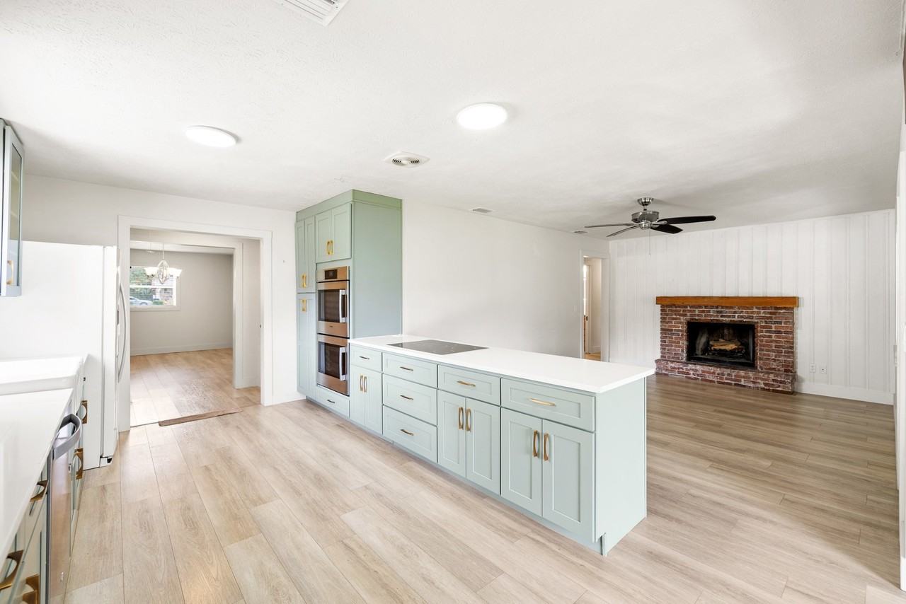 8212 Sunny Vale Pl - Photo 7 of 18