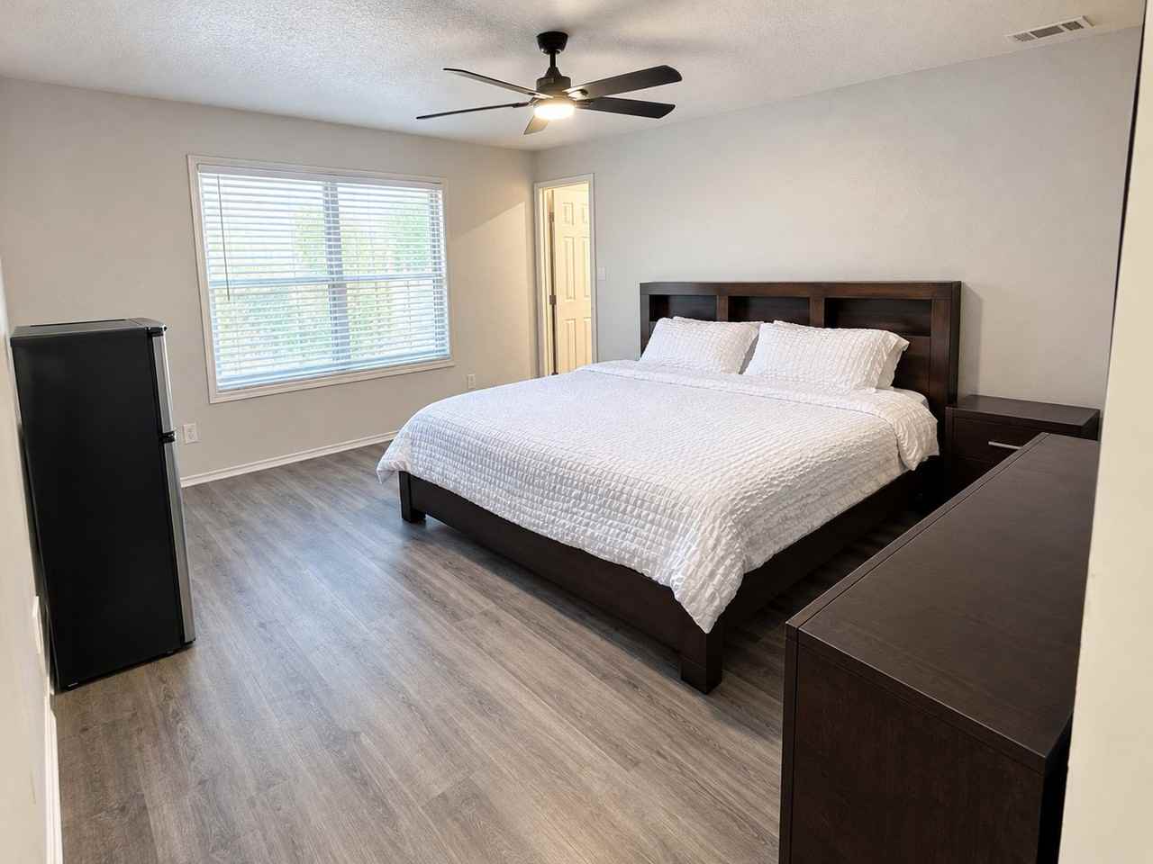 2180 Benning Way - Photo 3 of 6
