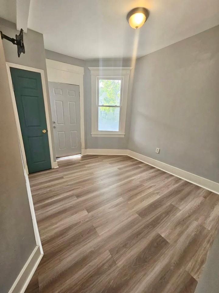 768 S 12th St #2 - Photo 5 of 8