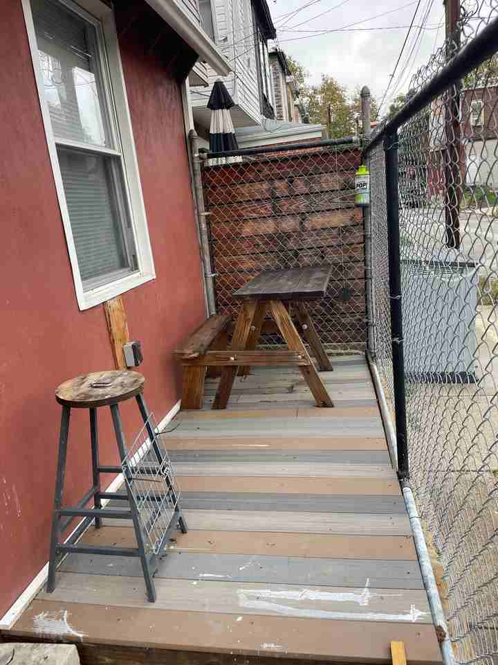 763 N 44th St #1FL - Photo 3 of 14