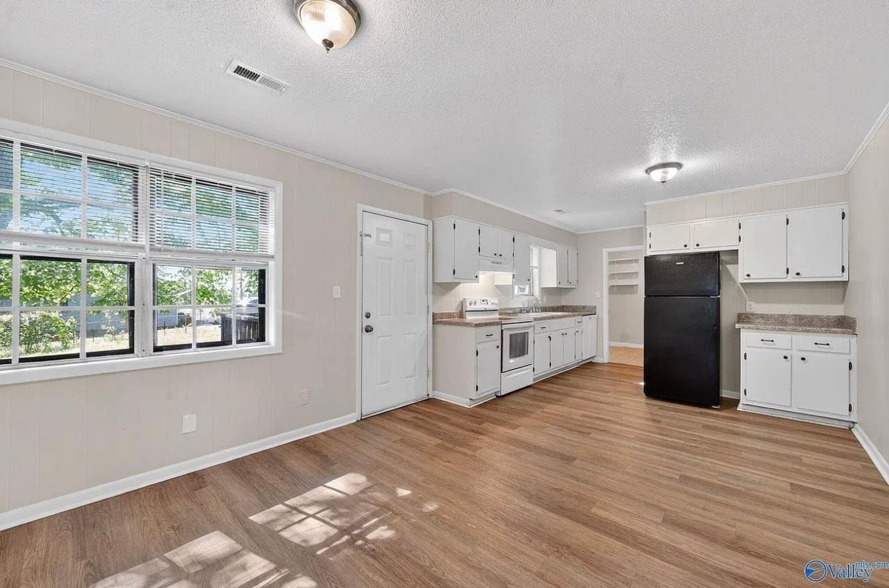 54 Robinson Creek Rd - Photo 2 of 19