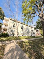 featured image of 1810 E St #102