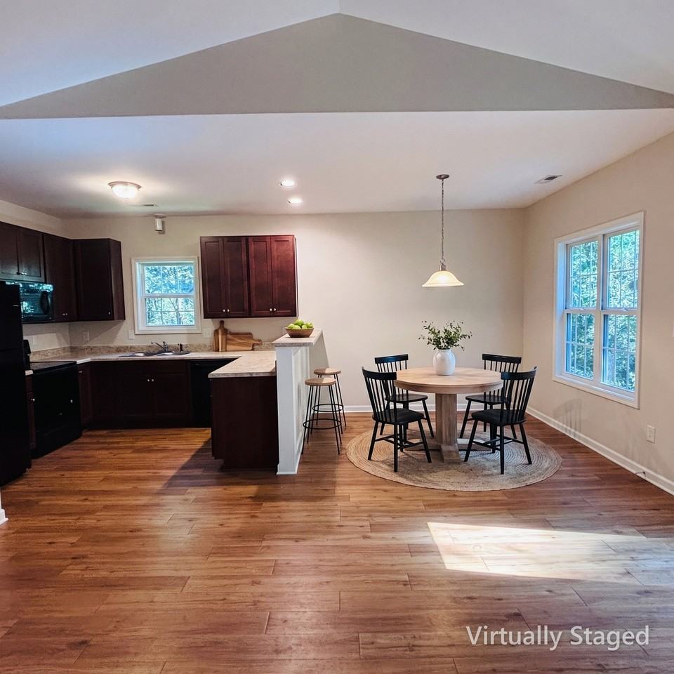 258 Whetstone Dr - Photo 5 of 20