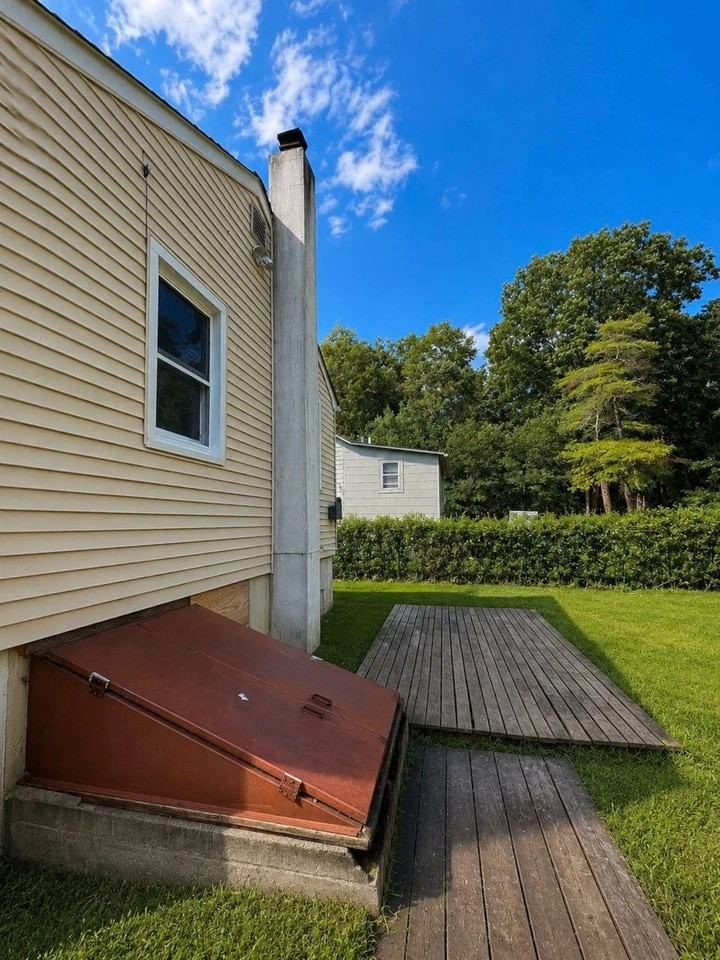 1145 New Hampshire Ave - Photo 4 of 15