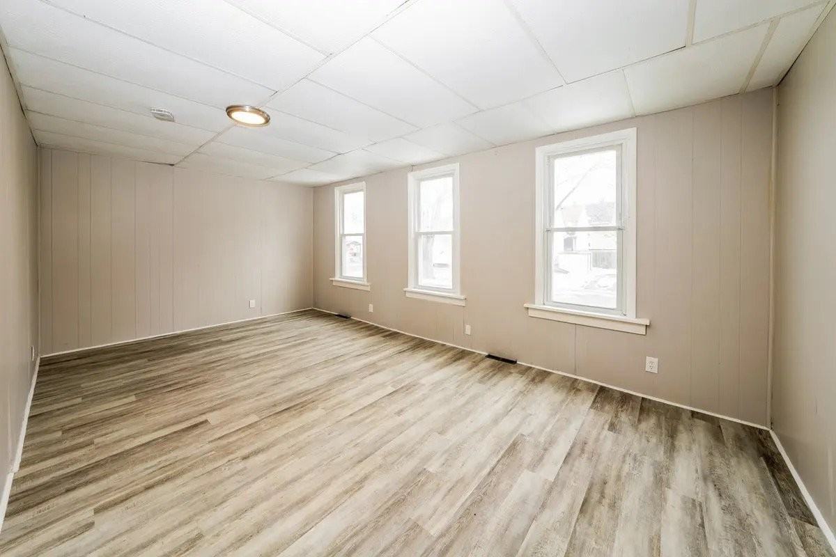66 Hoff St - Photo 6 of 9