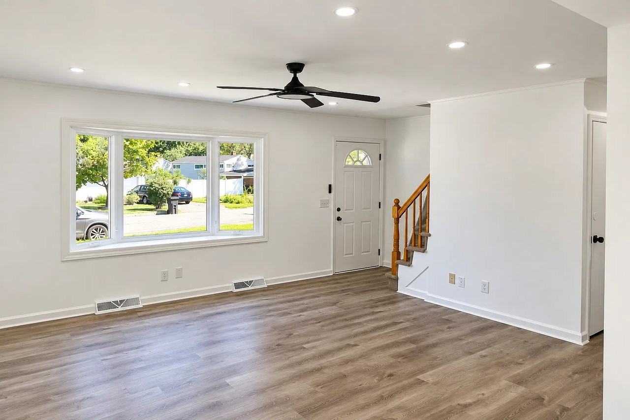 25 Winding River Dr - Photo 5 of 12