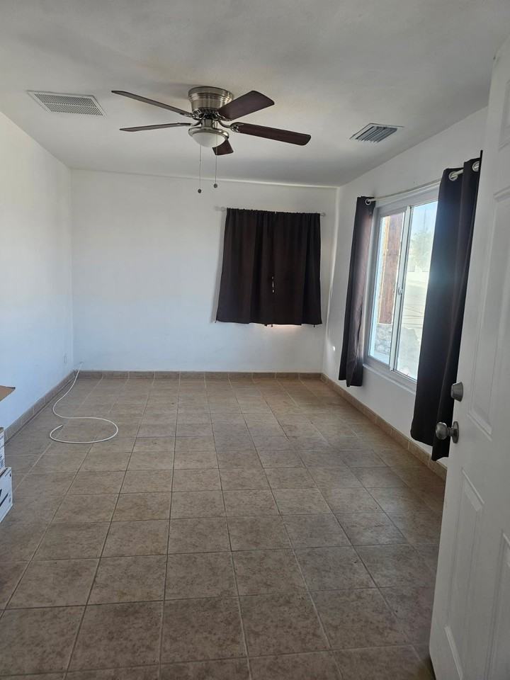 205 Barstow Rd #205 - Photo 2 of 8