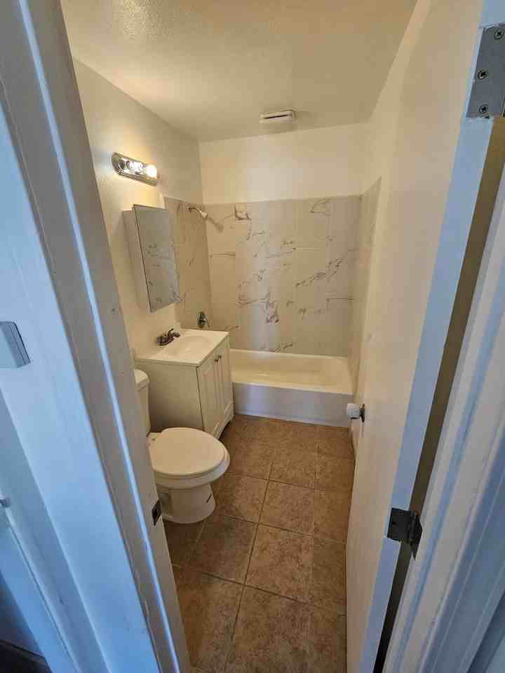 205 Barstow Rd #205 - Photo 6 of 8