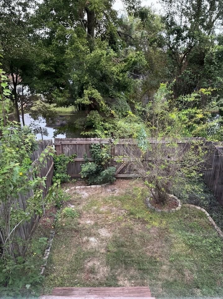 4063 Laurelwood Dr - Photo 2 of 16