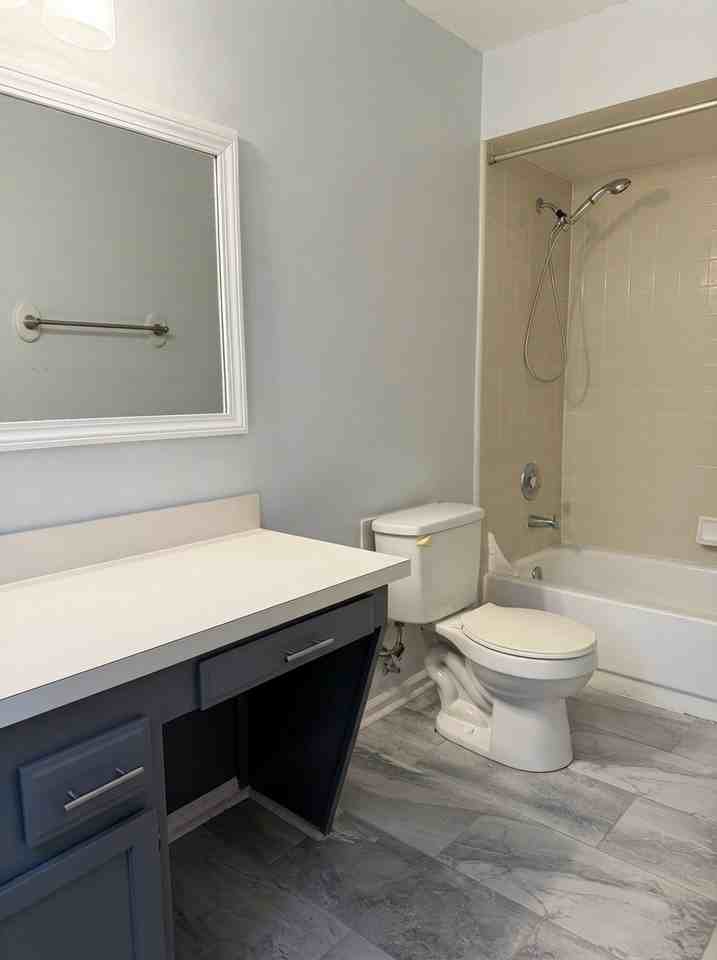 4063 Laurelwood Dr - Photo 5 of 16
