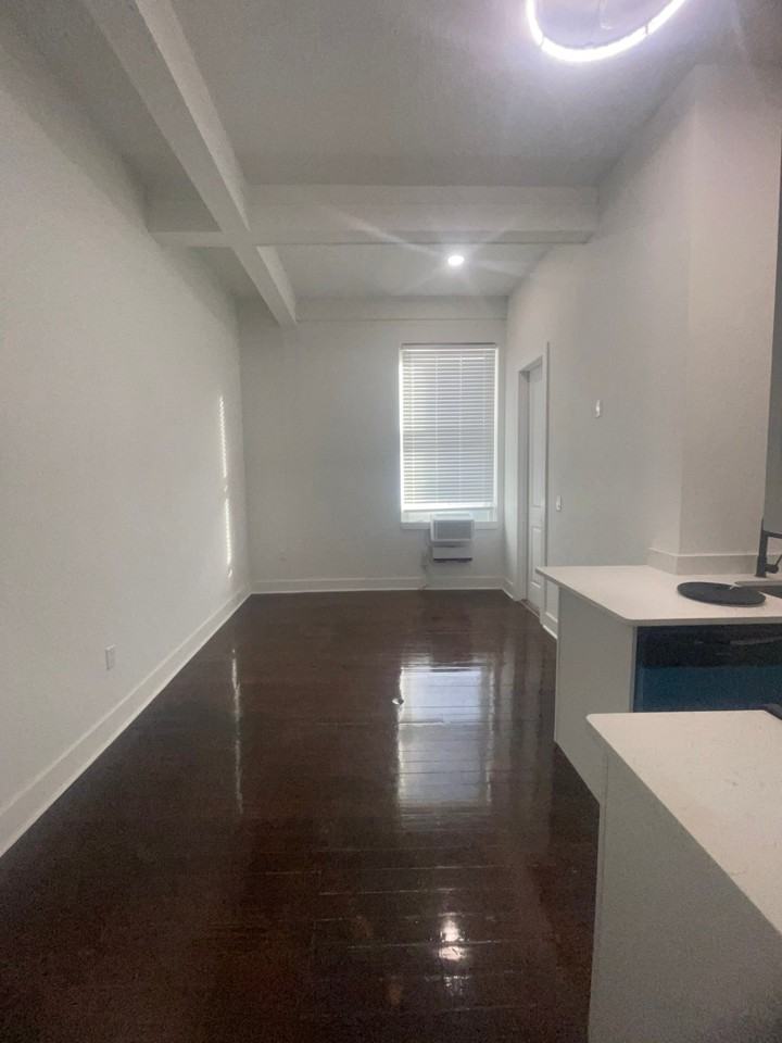 107 Magnolia Ave #F - Photo 4 of 11