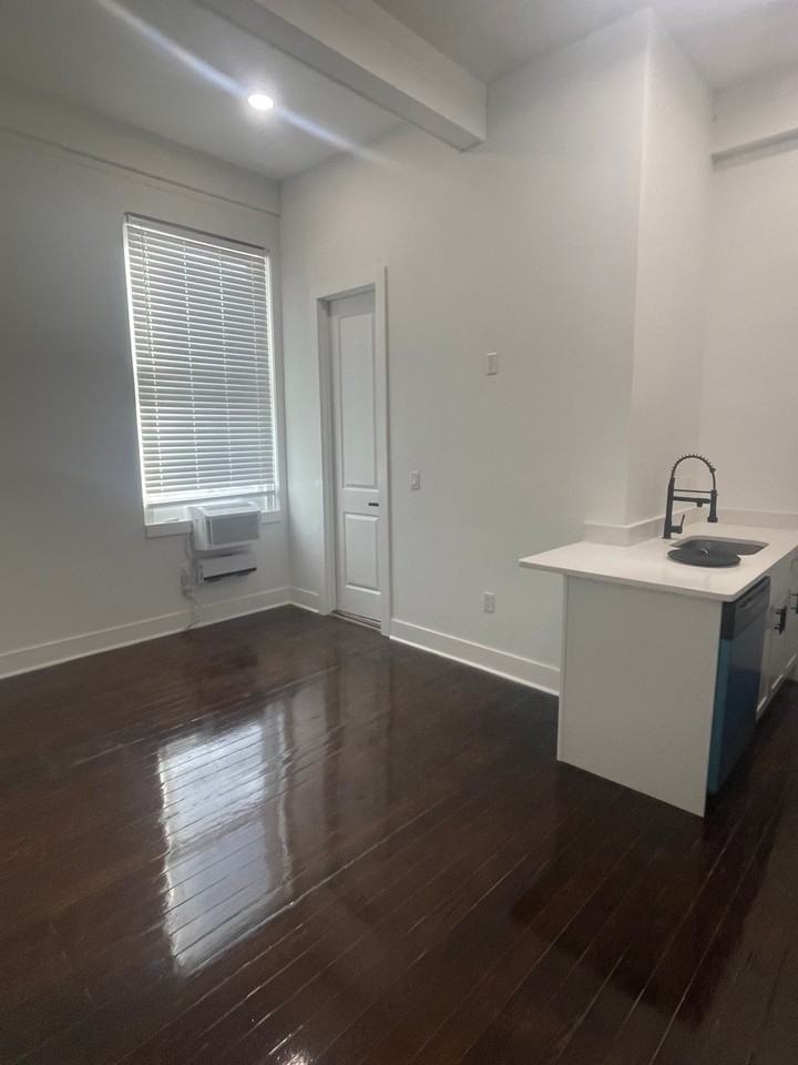 107 Magnolia Ave #F - Photo 5 of 11