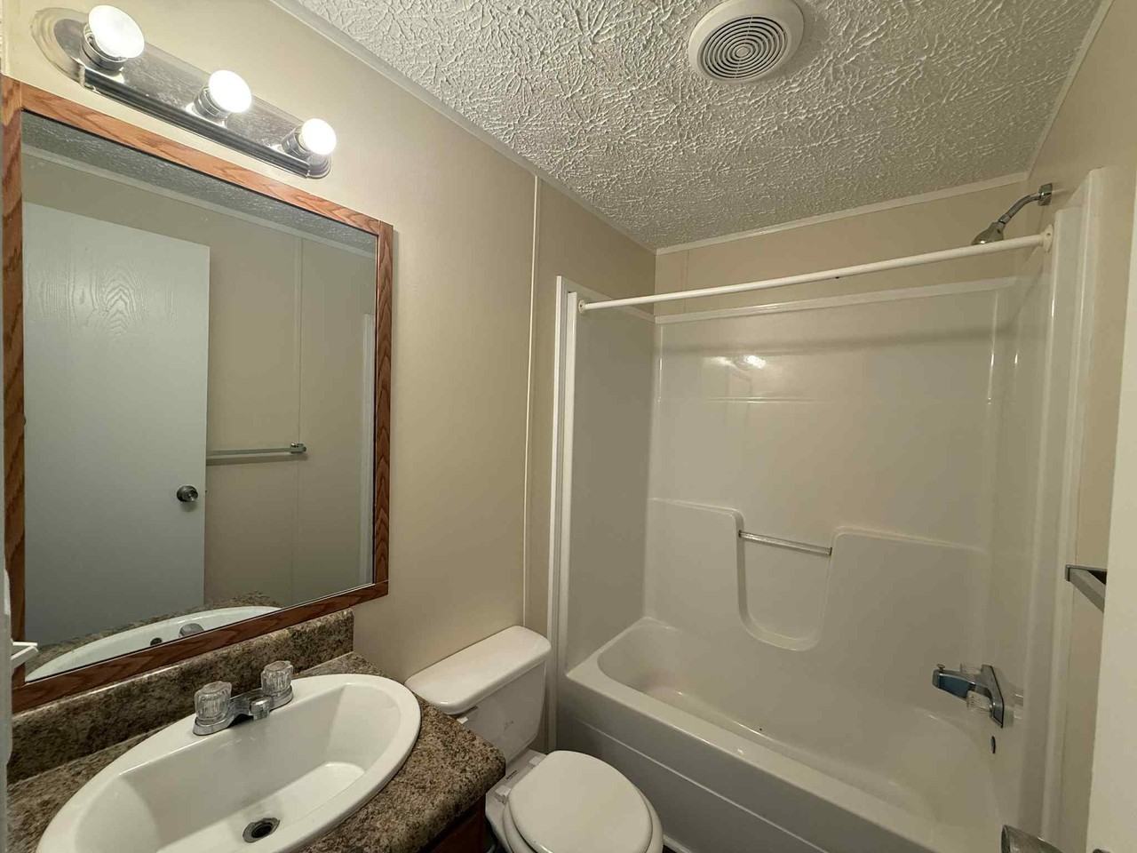 1236 N Oaklane Rd #179 - Photo 7 of 8
