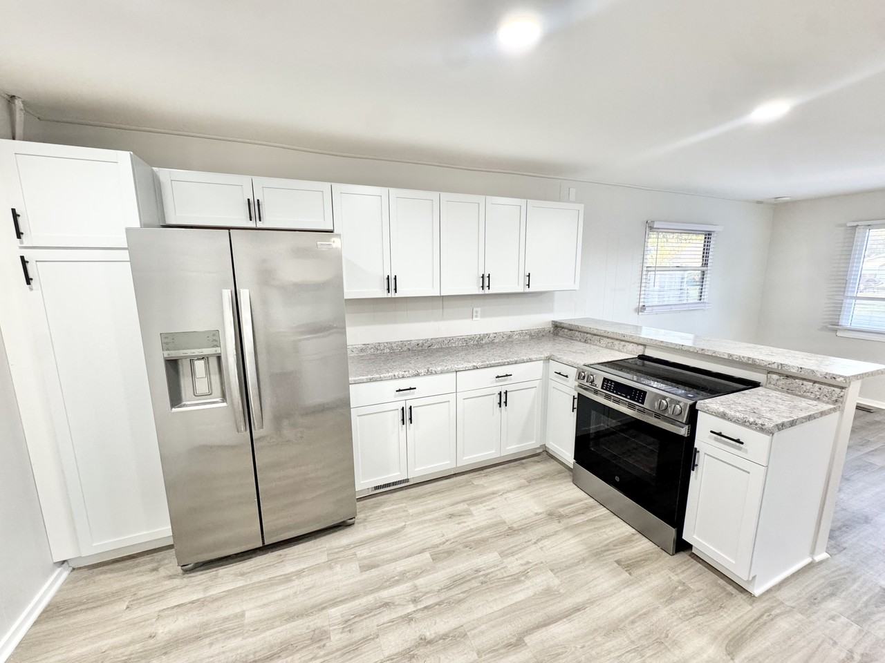 412 Lisbon Dr #1 - Photo 5 of 16