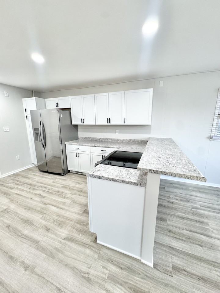 412 Lisbon Dr #1 - Photo 6 of 16