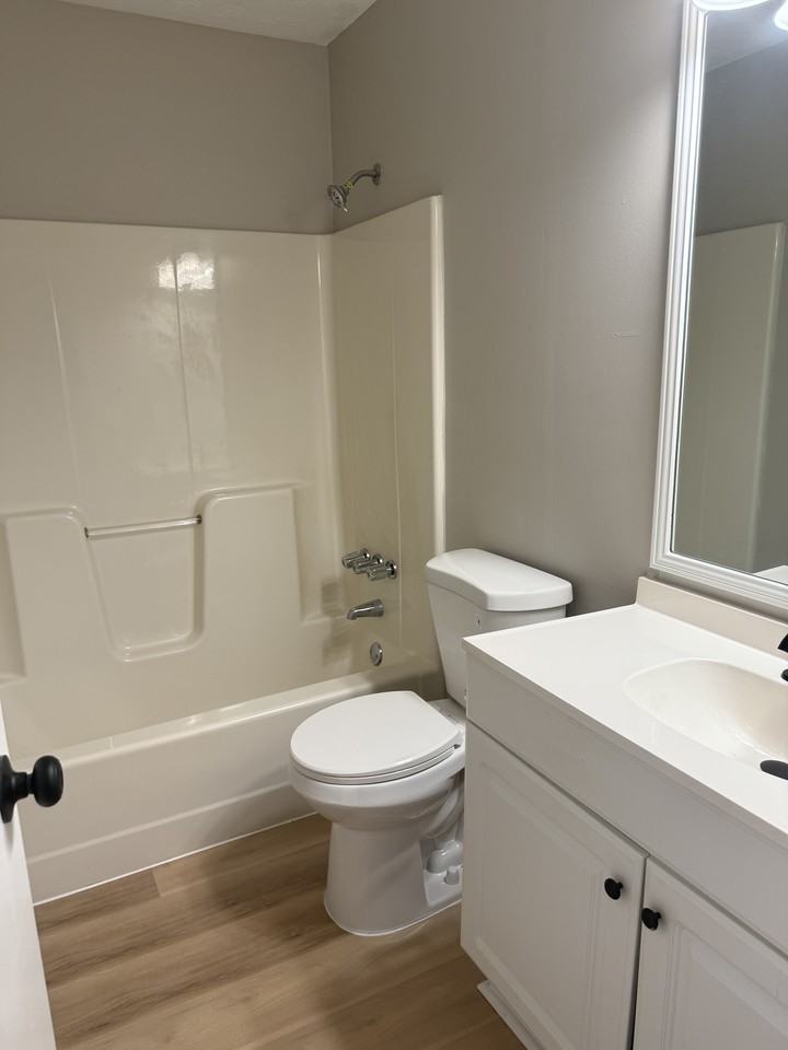 5549 Minnie Lee Dr #1 - Photo 5 of 10