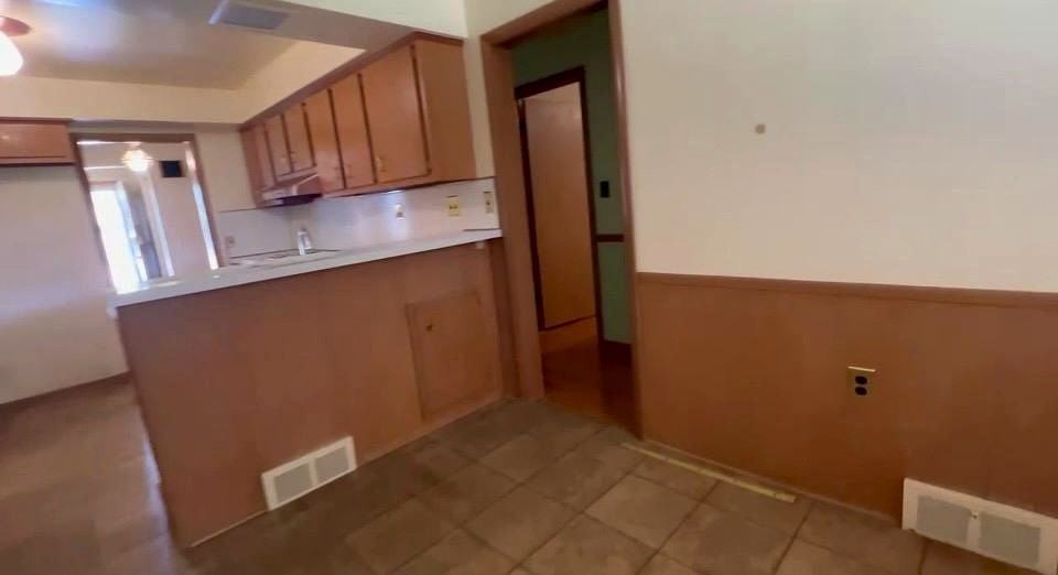 15734 Fairfax St #1 - Photo 5 of 7