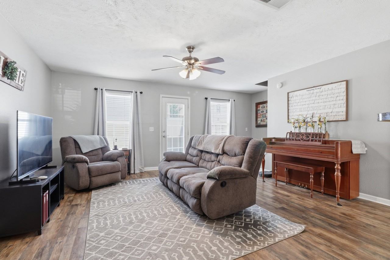 3171 Prater Ct #1 - Photo 4 of 19