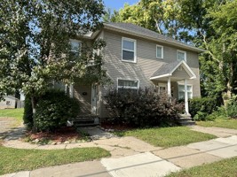 featured image of 99 1/2 Clinton St