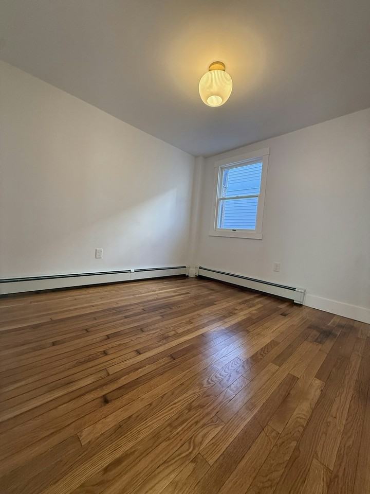 1060 Washington Street, Unit Unit 1_ - Photo 7 of 19