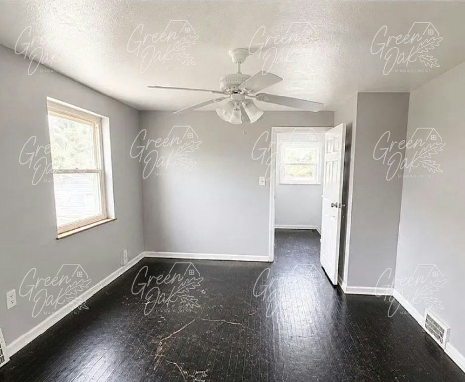 20980 Priday Avenue - Photo 6 of 8