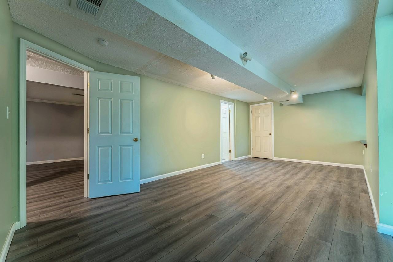 2605 Heritage Landing - Photo 6 of 26