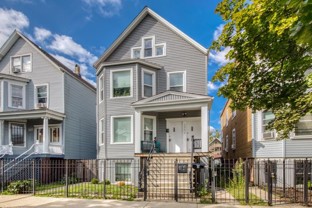 2842 N Avers Ave - Photo 1 of 1