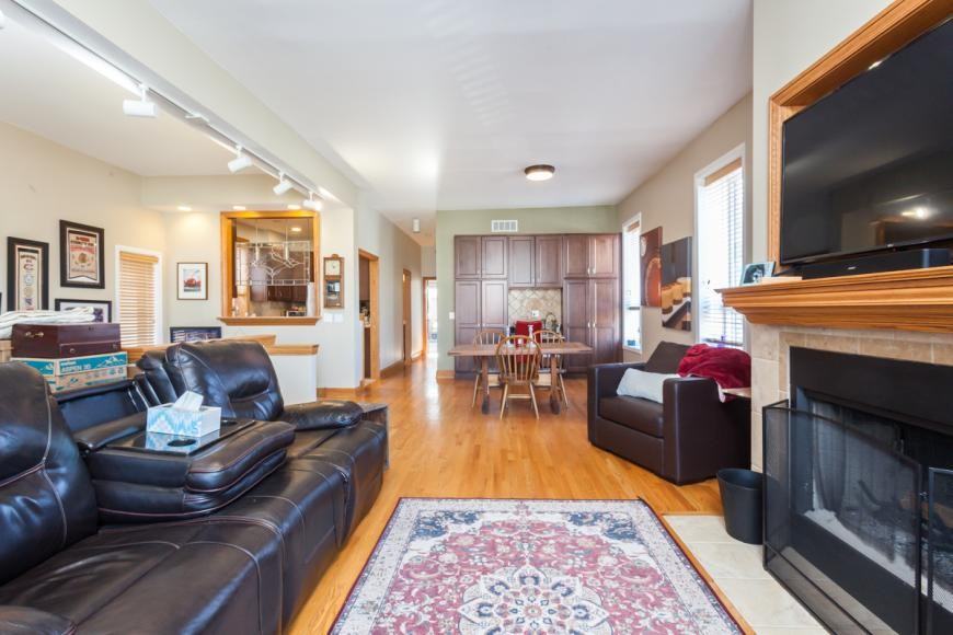 1455 W Wilson Ave - Photo 3 of 10