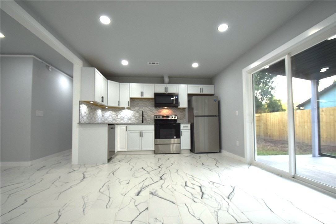 2511 N 4th St - Photo 6 of 22