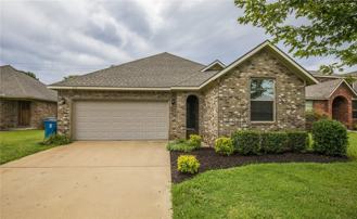 910 Sw Crownview St - Photo 1 of 1