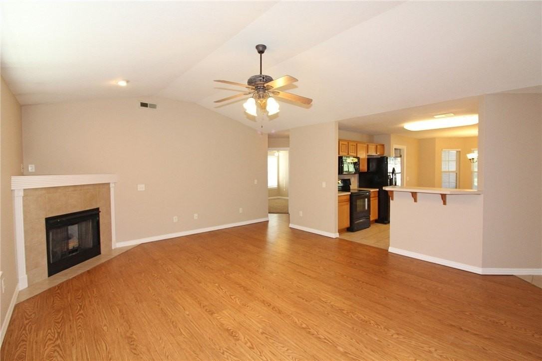 3907 Sw Moline Ave - Photo 4 of 18