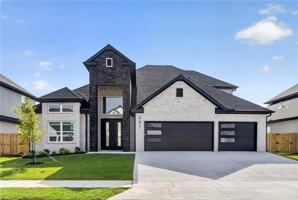 featured image of 331 Hedge Dr