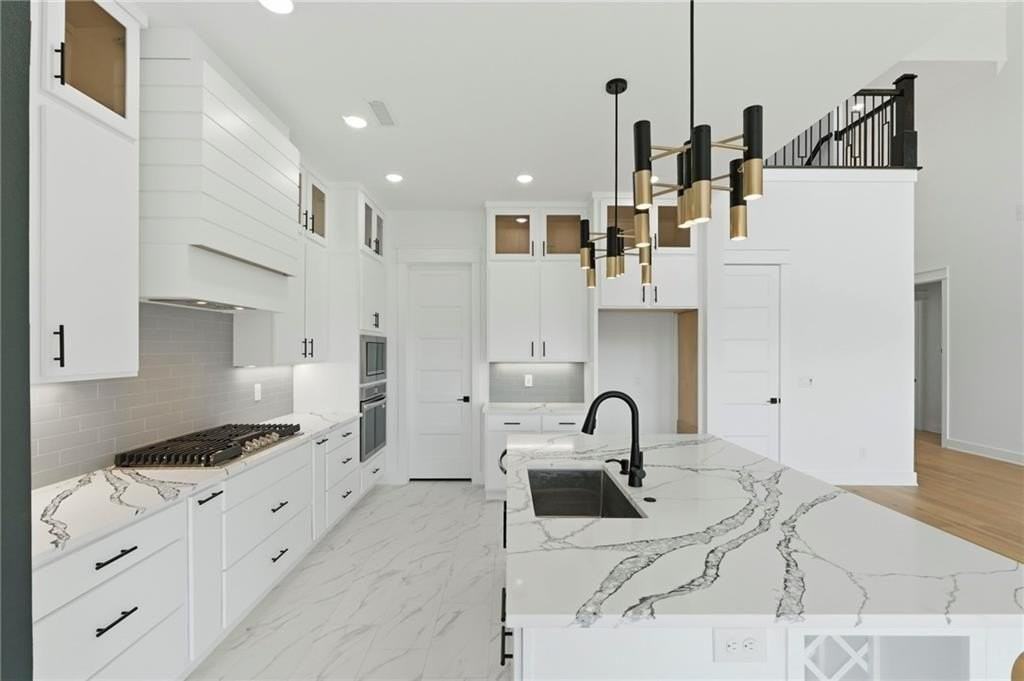 341 Hedge Dr - Photo 6 of 22
